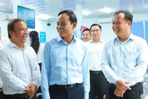 Thành ủy TPHCM lập các tổ giám sát đảng ủy cấp xã về mô hình mới