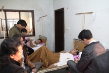 Ôtô đứt phanh lao vào núi, 4 nguời chết, 20 người bị thương