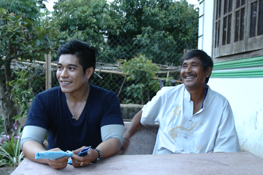 Bùi Công Danh - Thủy Phạm xúc động với tình cảm người dân Pleiku