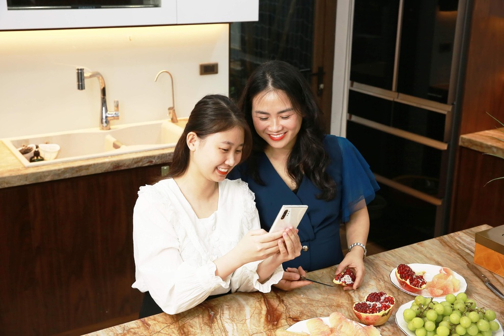 Ví VNPAY chơi lớn tặng xế xịn và loạt quà Apple - 2 Ví VNPAY chơi lớn tặng xế xịn và loạt quà Apple - 2