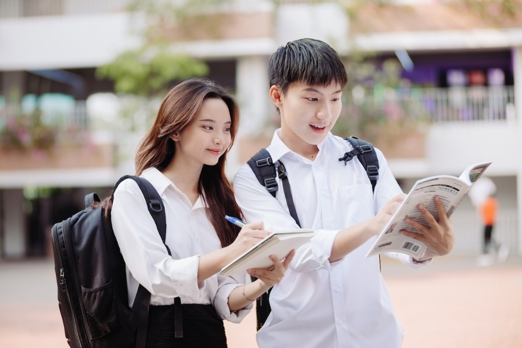 Trường Đại học FPT tuyển thẳng 1.350 thí sinh top 50 THPT toàn quốc - 1 Trường Đại học FPT tuyển thẳng 1.350 thí sinh top 50 THPT toàn quốc - 1