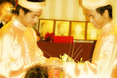 Trưng cầu ý kiến đề xuất công nhận hôn nhân đồng giới