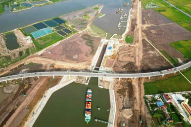 Mở luồng đường thủy kênh đào hơn 100 triệu USD tại Nam Định