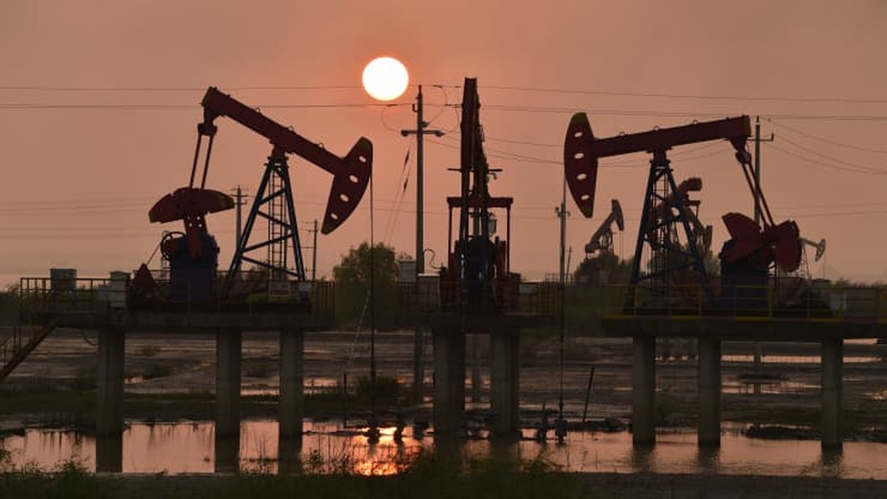 Goldman Sachs: Giá dầu vẫn có xu hướng tăng bất chấp OPEC+ bơm thêm - 1 Goldman Sachs: Giá dầu vẫn có xu hướng tăng bất chấp OPEC+ bơm thêm - 1