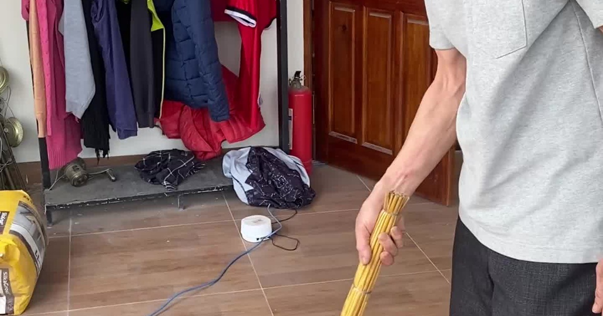 Video: 30 giây chia sẻ về chuyện nghỉ hưu, cụ ông "gây bão" mạng xã hội | Báo Dân trí