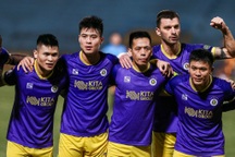 Thắng đậm CLB Quảng Nam, Hà Nội FC lên nhì bảng V-League