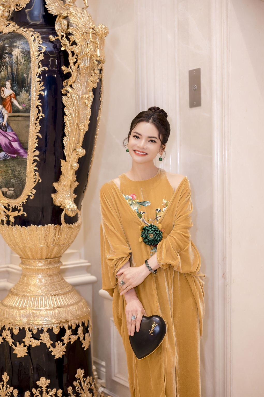 Phạm Phương Thảo ngồi ghế nóng Liên hoan Truyền hình Toàn quốc - 4