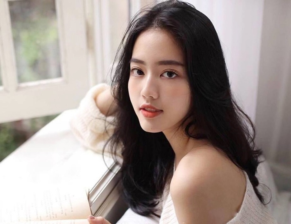 3 bông hồng tiếp viên hàng không Việt xinh đẹp, nóng bỏng như người mẫu - 19 3 bông hồng tiếp viên hàng không Việt xinh đẹp, nóng bỏng như người mẫu - 19