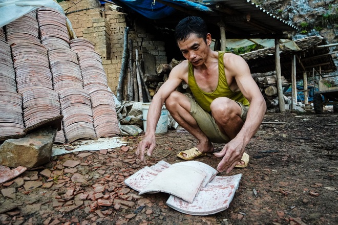 Ngôi làng cuối cùng giữ nghề làm ngói lưu ly ở miền biên viễn Lạng Sơn - 6 Ngôi làng cuối cùng giữ nghề làm ngói lưu ly ở miền biên viễn Lạng Sơn - 6