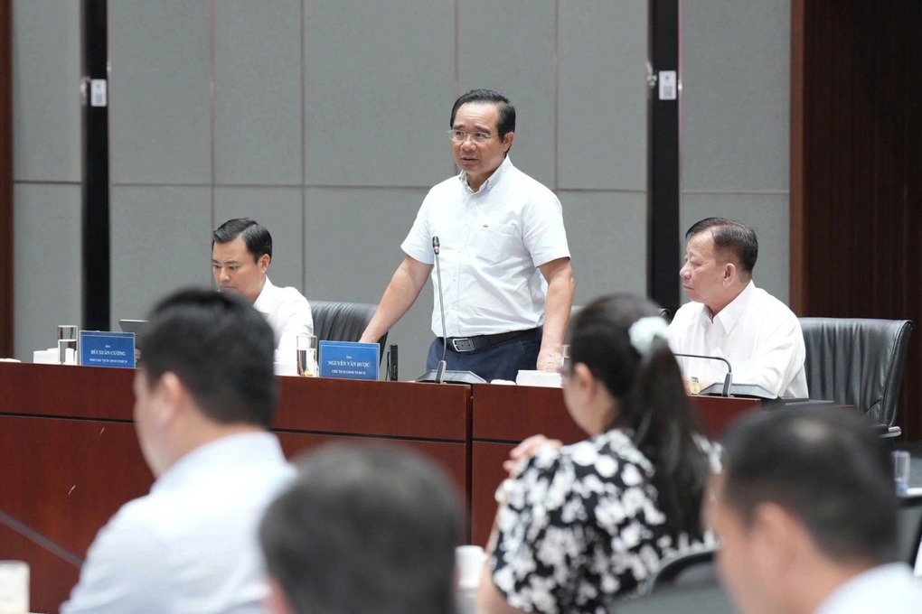 Chủ tịch TPHCM thúc đẩy dự án đường sắt kết nối siêu cảng Cái Mép - Thị Vải - 2