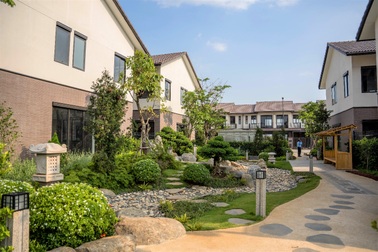 Khách hàng ấn tượng với tiến độ xây dựng dự  án Waterpoint