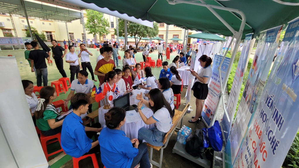 Thanh Hóa thu hồi 58 trường hợp hưởng sai chính sách bảo hiểm thất nghiệp - 2 Thanh Hóa thu hồi 58 trường hợp hưởng sai chính sách bảo hiểm thất nghiệp - 2