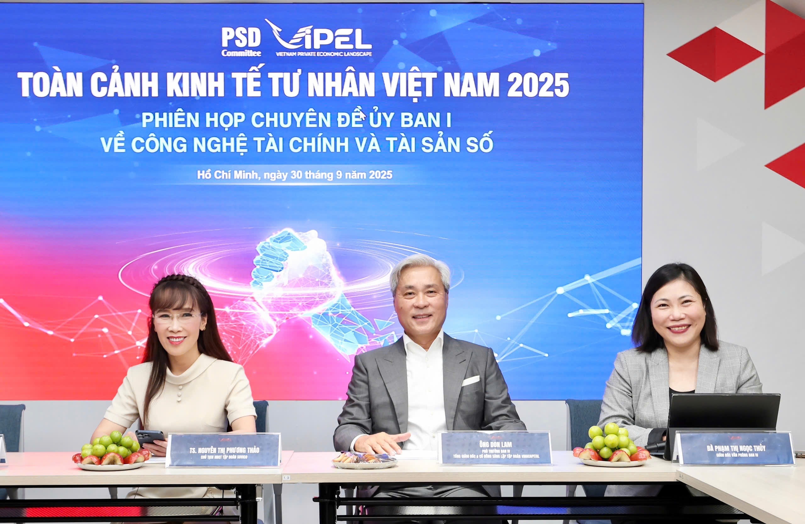 Tỷ phú Nguyễn Thị Phương Thảo kể không chơi chứng khoán, vẫn cứu HOSE - 1