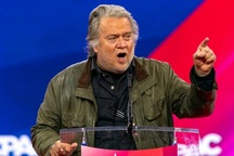 Cựu cố vấn: Mỗi ngày ông Trump làm tổng thống sẽ đều là "ngày sấm sét"