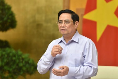 Thủ tướng "thúc" giải ngân 250.000 tỷ đồng, phê bình nơi đạt dưới 40%