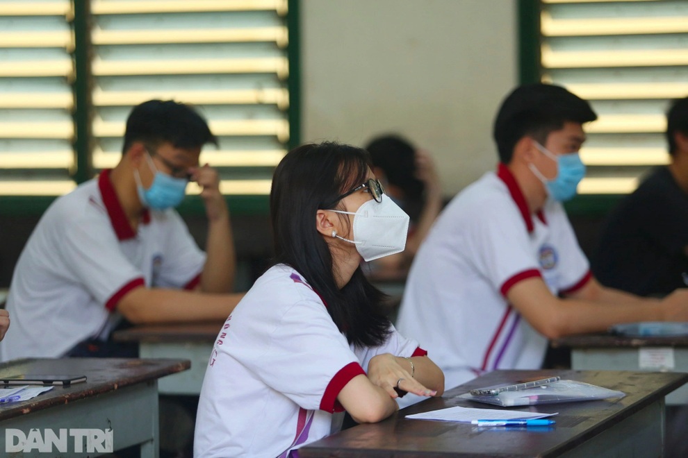 Điểm chuẩn ĐH Bách khoa, ĐH Khoa học tự nhiên TPHCM, ngành cao nhất là 28 - 1 Điểm chuẩn ĐH Bách khoa, ĐH Khoa học tự nhiên TPHCM, ngành cao nhất là 28 - 1