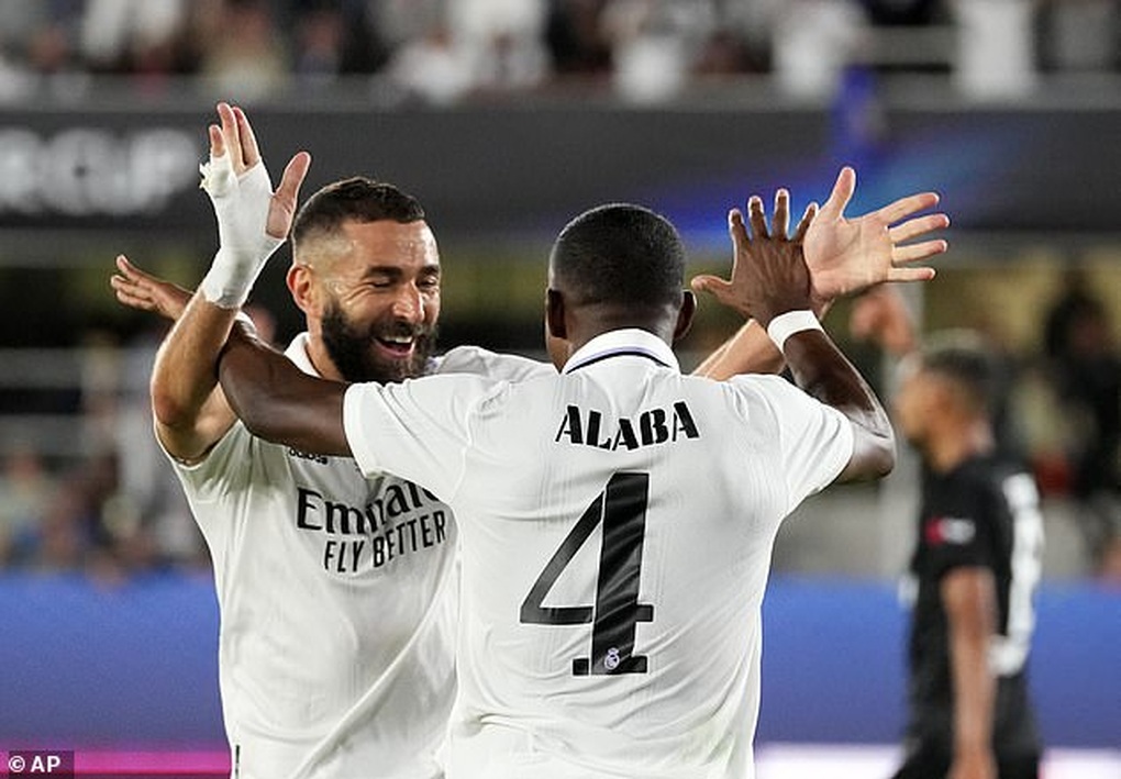 Benzema tỏa sáng, Real Madrid giành Siêu Cúp châu Âu - 8 Benzema tỏa sáng, Real Madrid giành Siêu Cúp châu Âu - 8