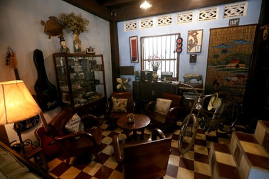 Thú vị khi uống cà phê trong hầm biệt động Sài Gòn