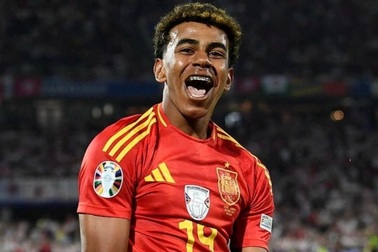 Bị chê bai, thần đồng 16 tuổi Lamine Yamal đáp trả cựu ngôi sao tuyển Đức