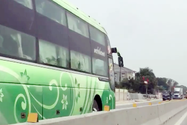 Ô tô đi ngược chiều - Chuyện thường ngày?