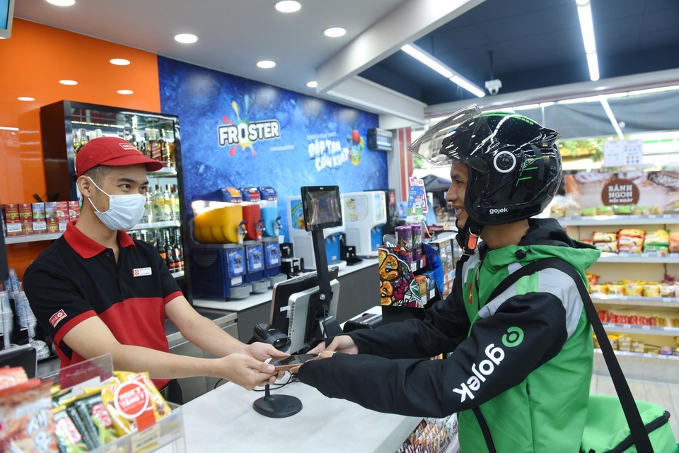 Nhà hàng, quán ăn nghĩ gì khi GoFood sẽ chuyển từ GoViet sang Gojek? - 2