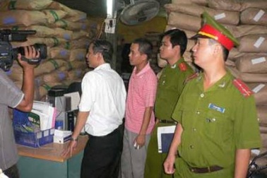 TPHCM: Truy nguồn gốc, chất lượng sữa dành cho trẻ 