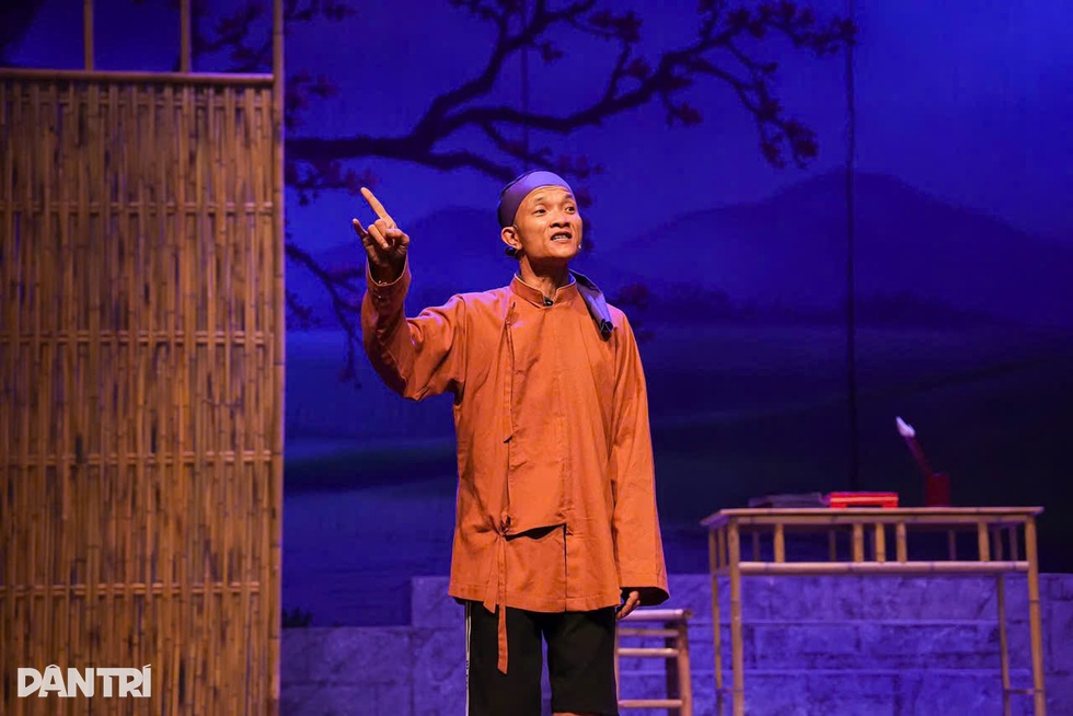 Tết của nghệ sĩ xiếc, chèo: Đi diễn từ mùng 2, cát-xê cao gấp đôi - 6 Tết của nghệ sĩ xiếc, chèo: Đi diễn từ mùng 2, cát-xê cao gấp đôi - 6