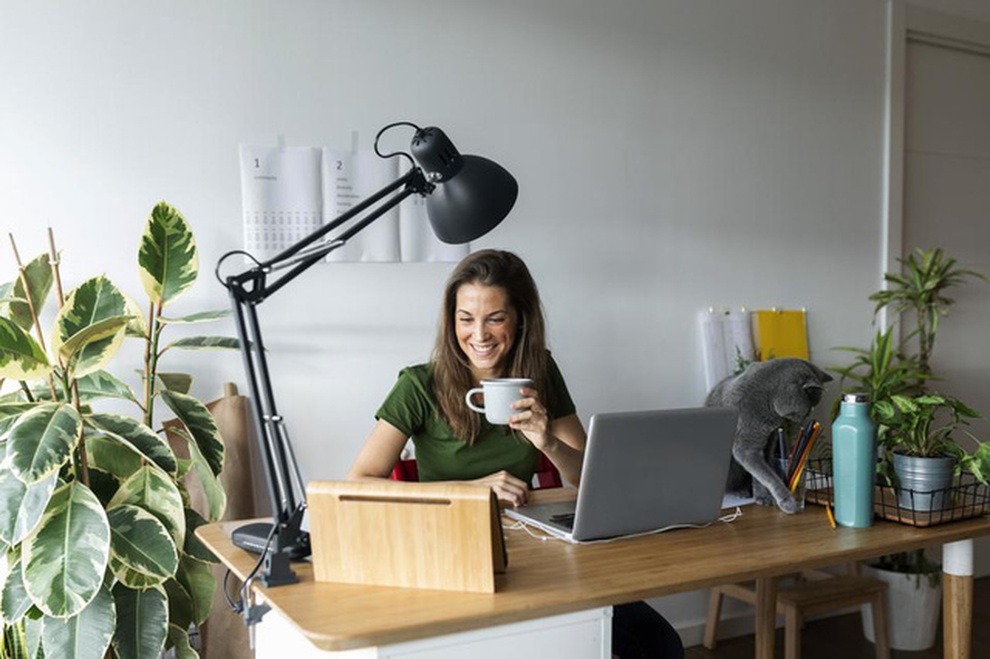 Ngày càng nhiều người Mỹ ủng hộ làm việc tại nhà sau đại dịch - 1 Ngày càng nhiều người Mỹ ủng hộ làm việc tại nhà sau đại dịch - 1