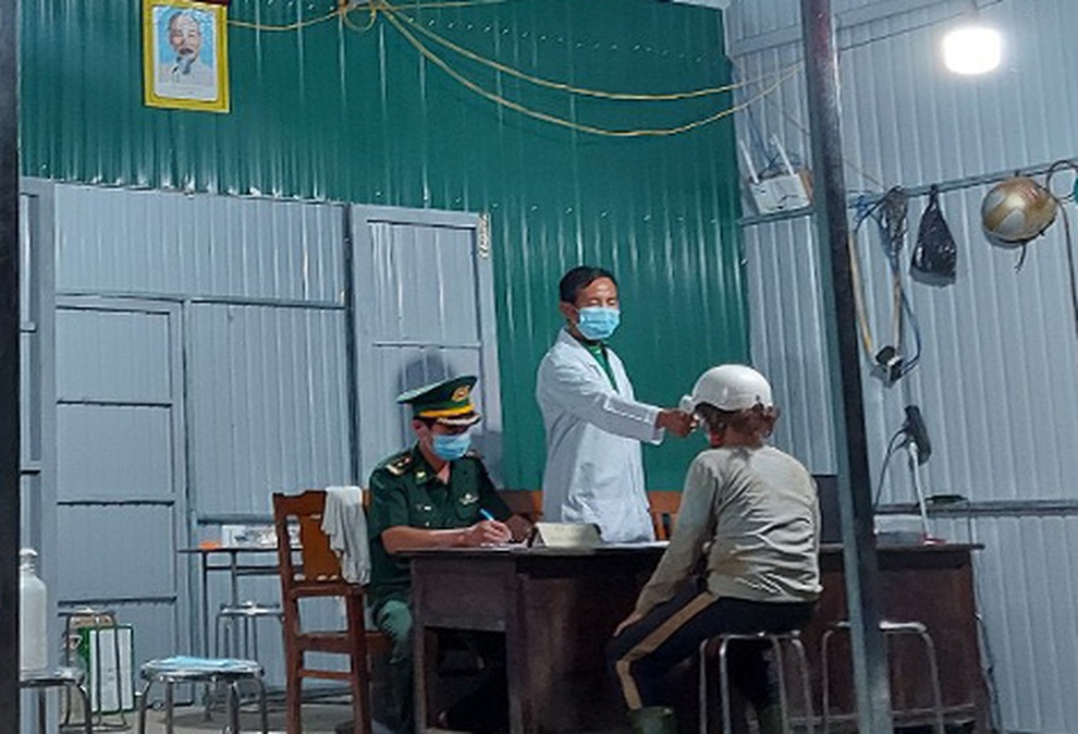 Thừa Thiên Huế: Chùm ca nghi mắc Covid-19 liên quan cô gái về từ Đà Nẵng - 1 Thừa Thiên Huế: Chùm ca nghi mắc Covid-19 liên quan cô gái về từ Đà Nẵng - 1