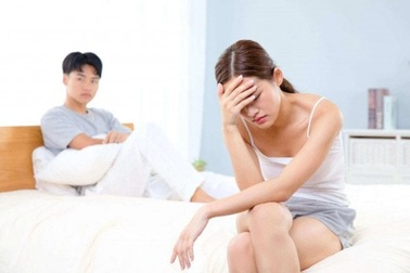 Chồng không hứng thú “thân mật với vợ”, tôi đau lòng khi biết lý do