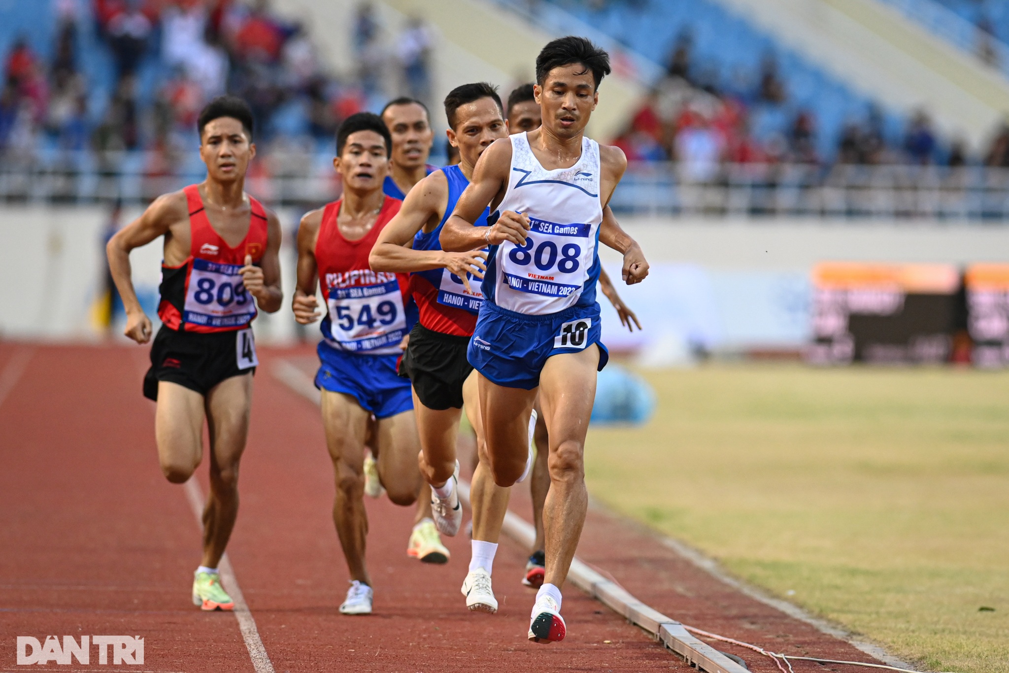 Ốc tiêu Nguyễn Thị Oanh rạng rỡ trong ngày Vàng của điền kinh Việt Nam - 13 Ốc tiêu Nguyễn Thị Oanh rạng rỡ trong ngày Vàng của điền kinh Việt Nam - 13