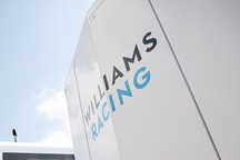 Đội đua Williams "bán mình" thành công