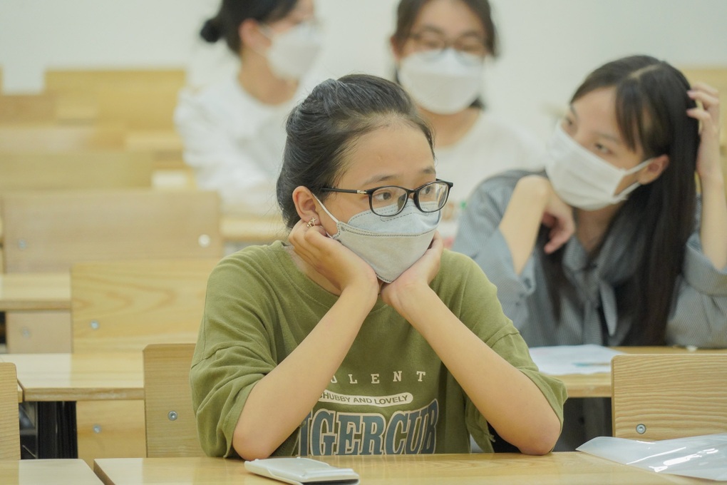 Bất ngờ tỷ lệ xét học bạ: Thí sinh khôn hơn, hết thời rải hồ sơ ồ ạt? - 1 Bất ngờ tỷ lệ xét học bạ: Thí sinh khôn hơn, hết thời rải hồ sơ ồ ạt? - 1