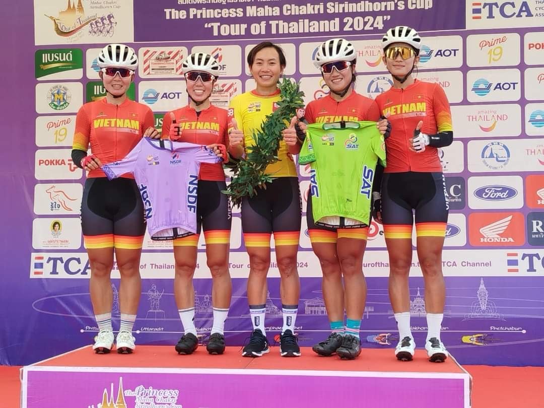 View - Tay đua nữ Việt Nam giữ chắc áo vàng giải xe đạp tại Thái Lan | Báo Dân trí
