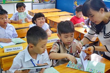 Thầy Nguyễn Quốc Hùng: Vì sao người Việt kém tiếng Anh?