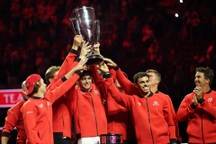 Fritz đánh bại Alcaraz, Zverev giúp Đội thế giới vô địch Laver Cup