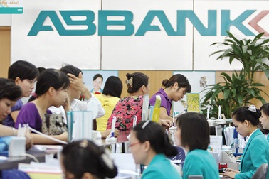 Hết "miếng nạc", các ông lớn bán "miếng xương" thế nào? 