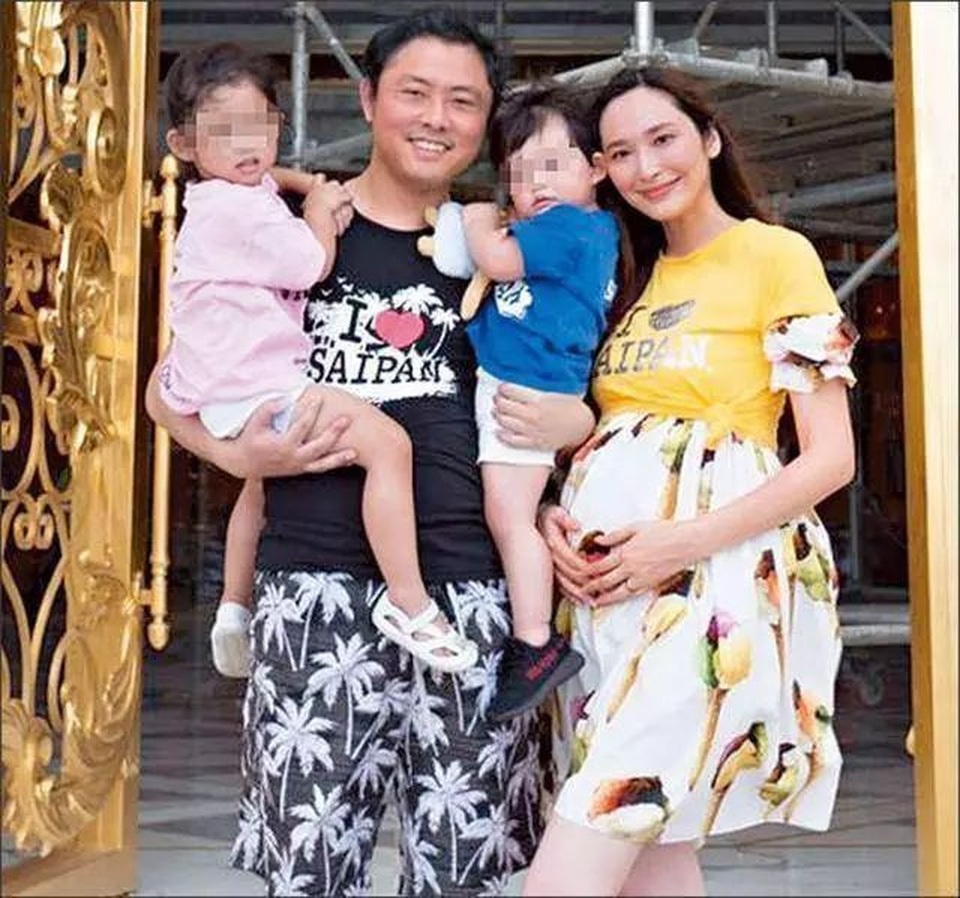 Bạn trai tỷ phú của siêu mẫu Ngô Bội Từ bị tố quỵt nợ 13 triệu USD - 1 Bạn trai tỷ phú của siêu mẫu Ngô Bội Từ bị tố quỵt nợ 13 triệu USD - 1