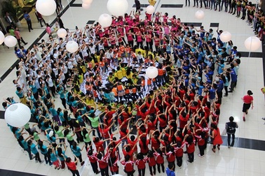 Ngập tràn sắc màu tuổi trẻ tại TTTM Savico Megamall