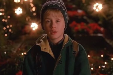 Macaulay Culkin vẫn nhớ lời thoại trong phim "Ở nhà một mình"