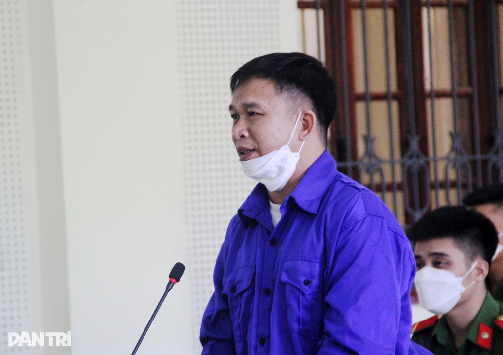 Cựu trung úy công an buôn ma túy, khóc nức nở xin được khoan hồng - 2 Cựu trung úy công an buôn ma túy, khóc nức nở xin được khoan hồng - 2