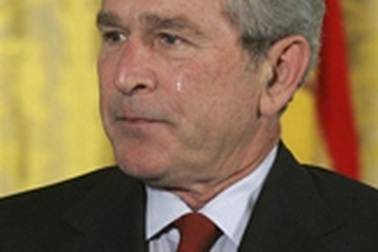  Tổng thống Bush: “Tôi đã khóc”