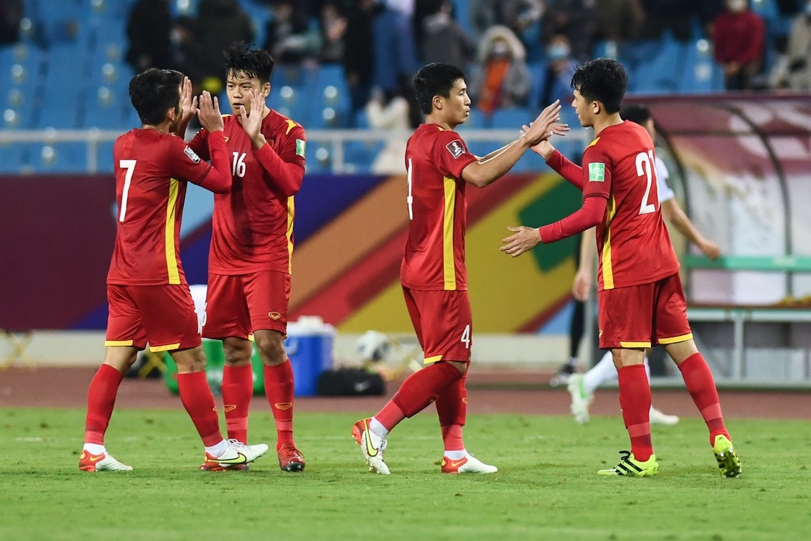 HLV Park Hang Seo đi tìm… HLV Trung Quốc sau trận thắng lịch sử ở Mỹ Đình - 1 HLV Park Hang Seo đi tìm… HLV Trung Quốc sau trận thắng lịch sử ở Mỹ Đình - 1