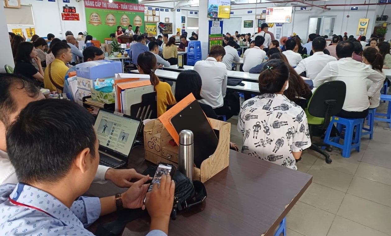 Thủ lĩnh của lò dạy môi giới nói gì? - 2 Thủ lĩnh của lò dạy môi giới nói gì? - 2