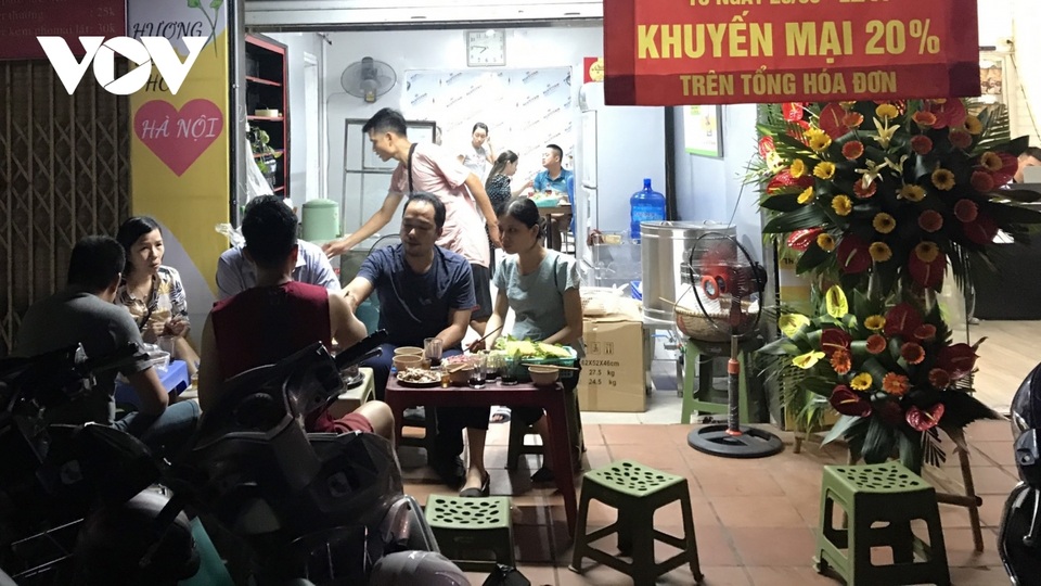 Từ lao động bị giãn việc trở thành bà chủ - 1 Từ lao động bị giãn việc trở thành bà chủ - 1