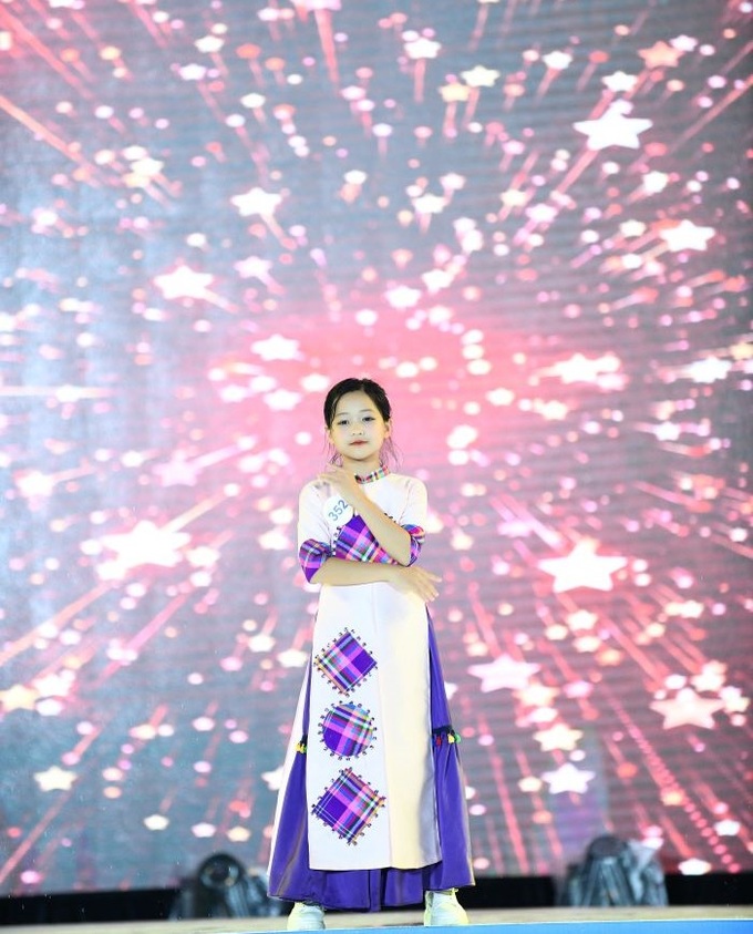 nhi bieu dien 4