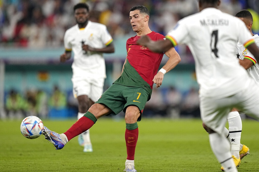 Bồ Đào Nha - Uruguay (02h00 ngày 29/11): Bại binh phục hận - 1 Bồ Đào Nha - Uruguay (02h00 ngày 29/11): Bại binh phục hận - 1