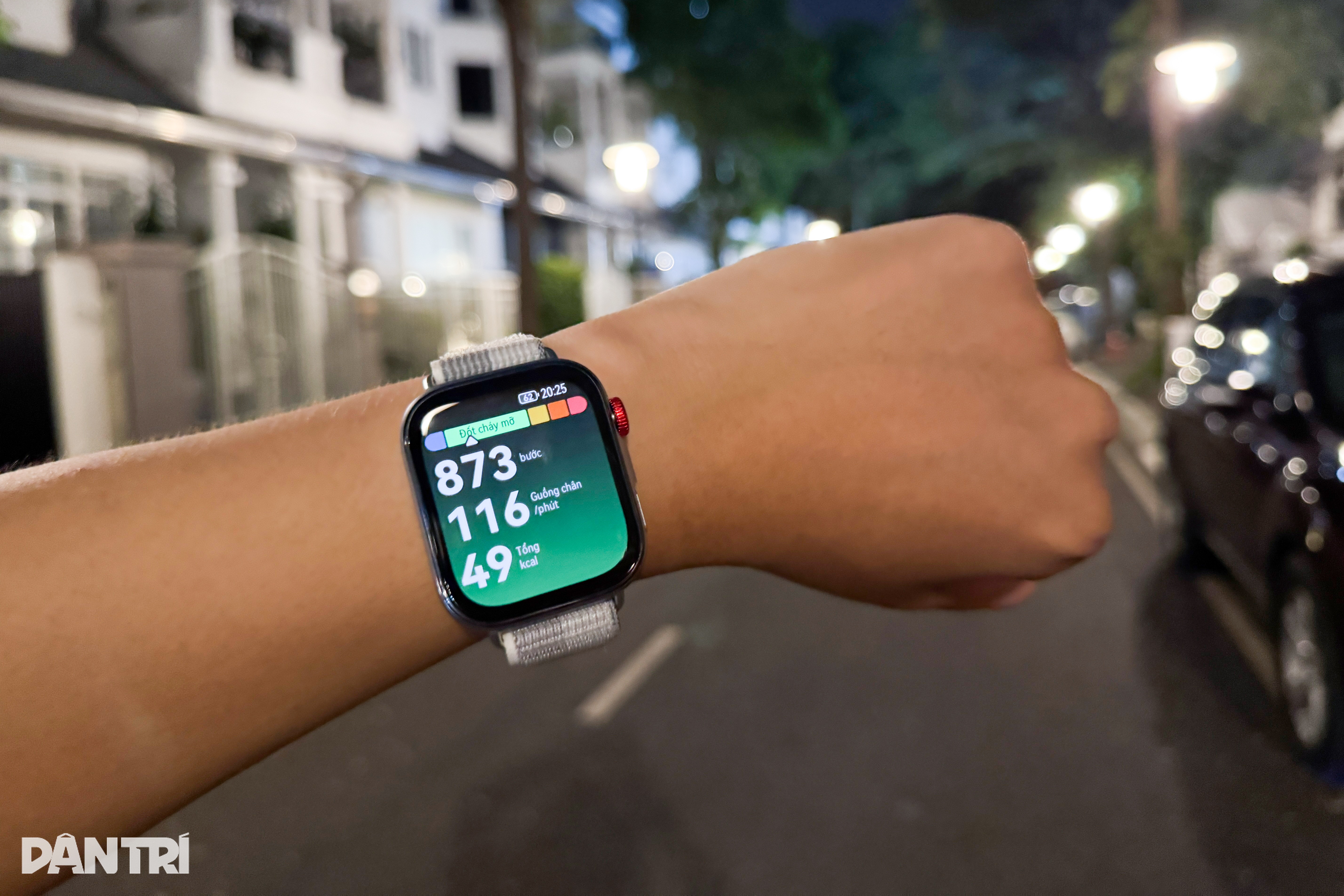 View - Đánh giá đồng hồ thông minh Huawei Watch Fit 4: Phù hợp với ai? | Báo Dân trí