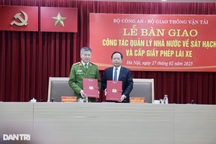 Bộ Công an tiếp nhận bàn giao sát hạch, cấp GPLX từ Bộ GTVT