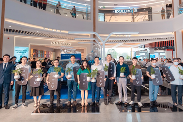 VinFast bàn giao xe VF 5 Plus cho khách hàng